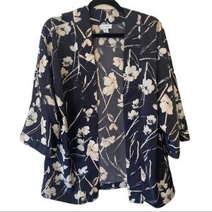 Kenar Floral Kimono Style Blazer Cardigan Boxy Fit Flowy Floral Size Small